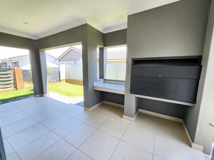 3 Bedroom Property for Sale in Waterkloof Marina Retirement Estate Gauteng