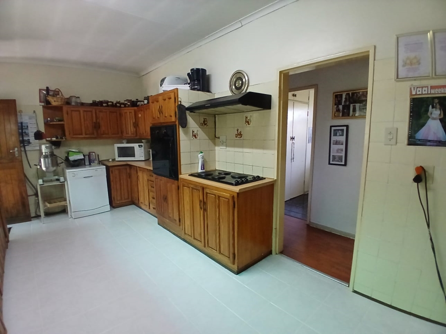 3 Bedroom Property for Sale in Kookrus Gauteng