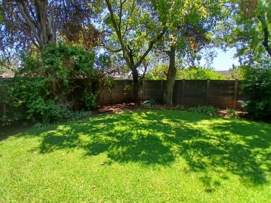 3 Bedroom Property for Sale in Kookrus Gauteng