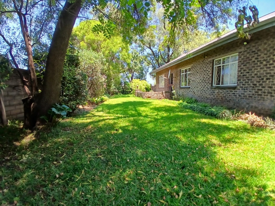 3 Bedroom Property for Sale in Kookrus Gauteng