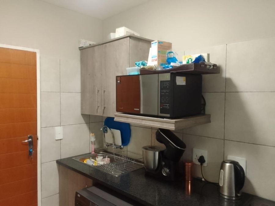 2 Bedroom Property for Sale in Elandspoort Gauteng