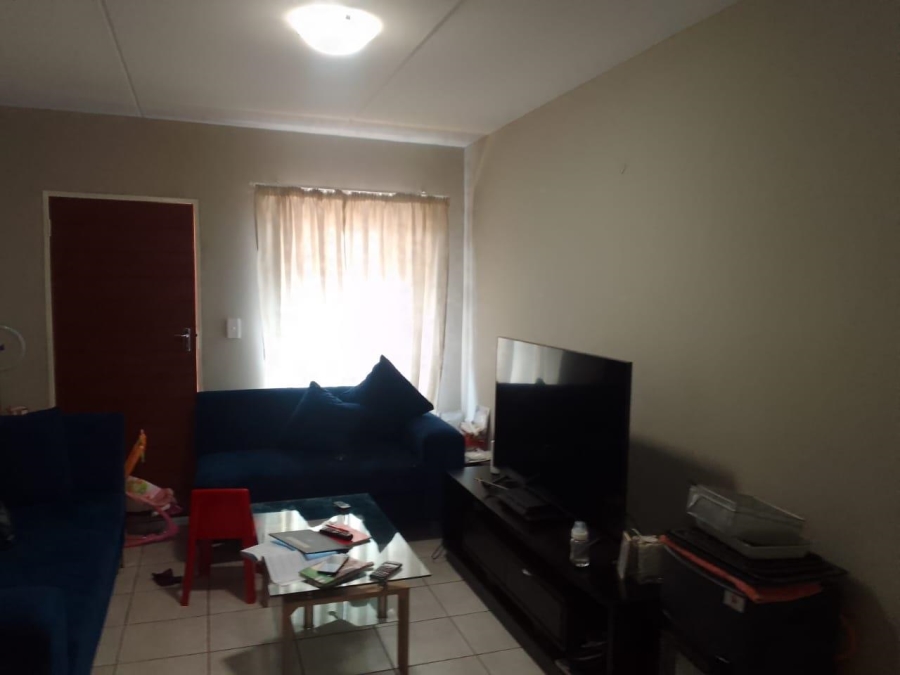 2 Bedroom Property for Sale in Elandspoort Gauteng