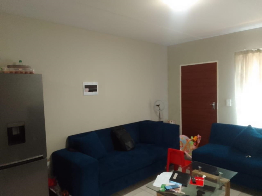 2 Bedroom Property for Sale in Elandspoort Gauteng