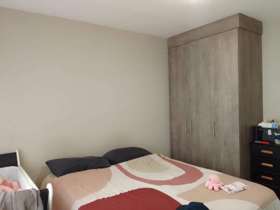 2 Bedroom Property for Sale in Elandspoort Gauteng