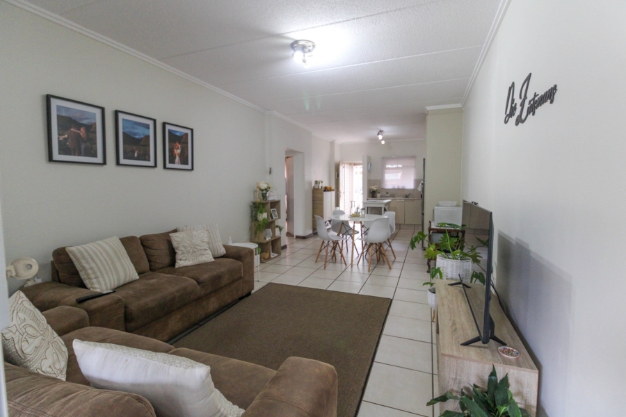 2 Bedroom Property for Sale in Bryanston Gauteng