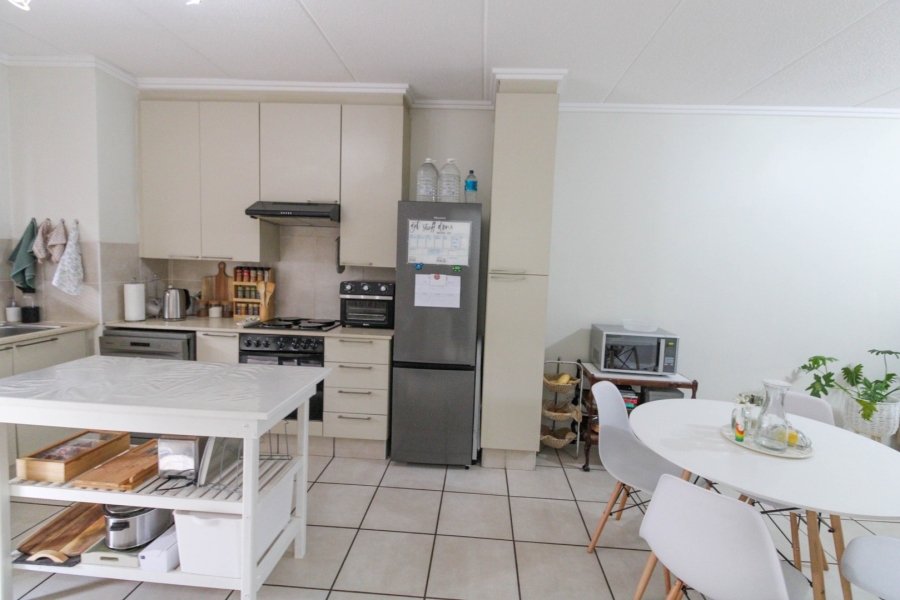 2 Bedroom Property for Sale in Bryanston Gauteng