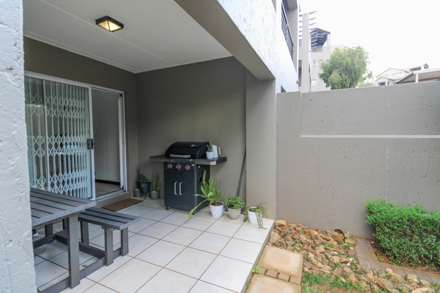 2 Bedroom Property for Sale in Bryanston Gauteng