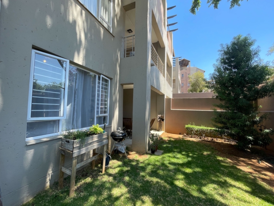 2 Bedroom Property for Sale in Bryanston Gauteng