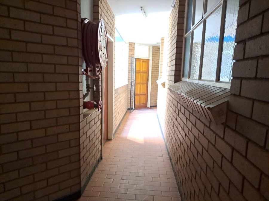 2 Bedroom Property for Sale in Pretoria Central Gauteng
