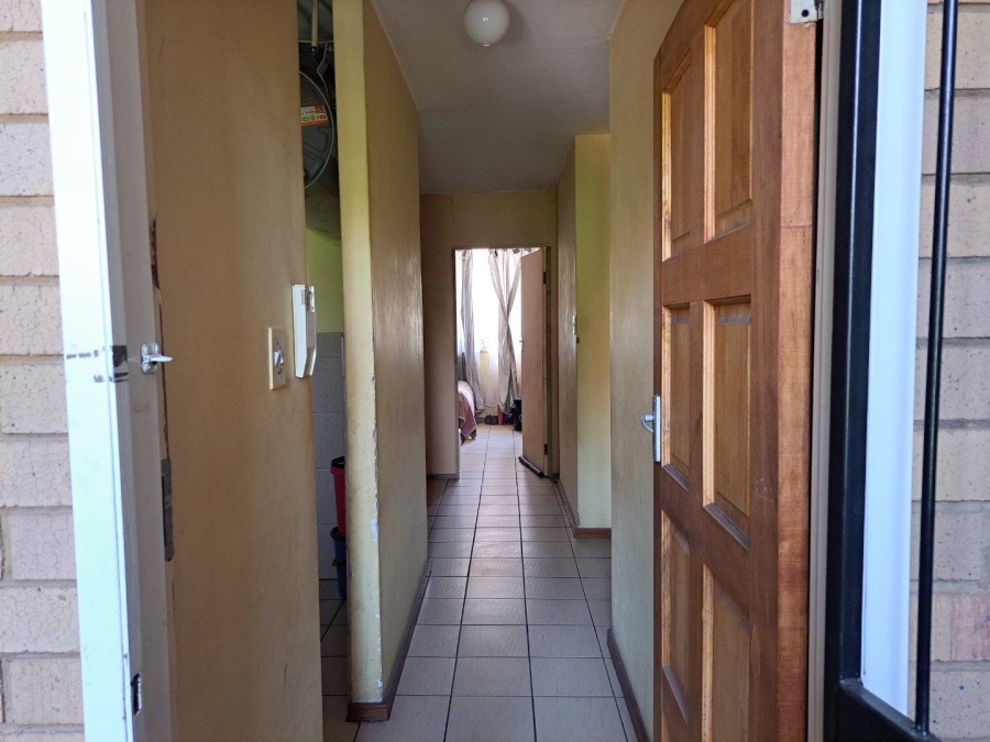 2 Bedroom Property for Sale in Pretoria Central Gauteng