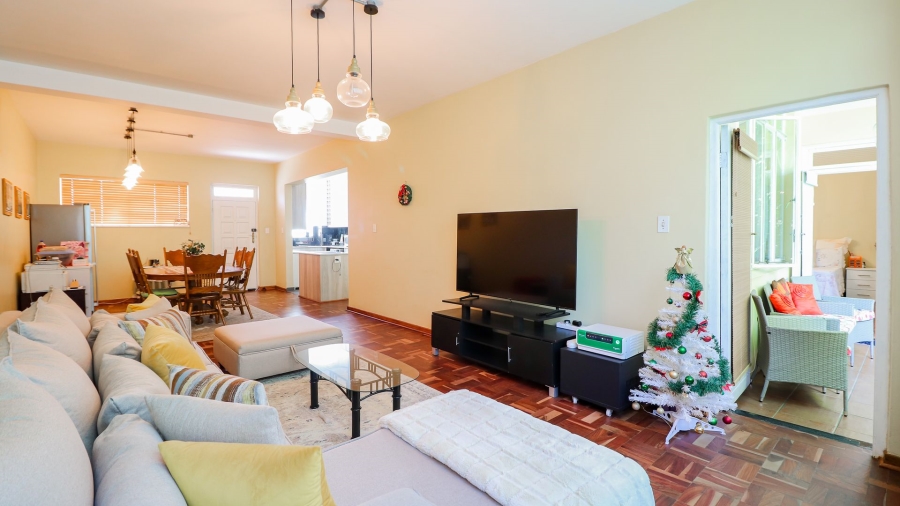 3 Bedroom Property for Sale in Illovo Gauteng