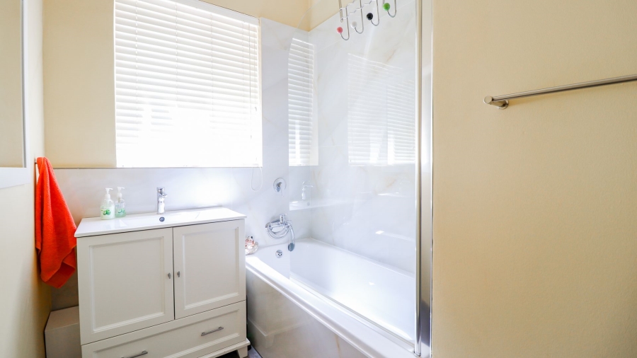 3 Bedroom Property for Sale in Illovo Gauteng