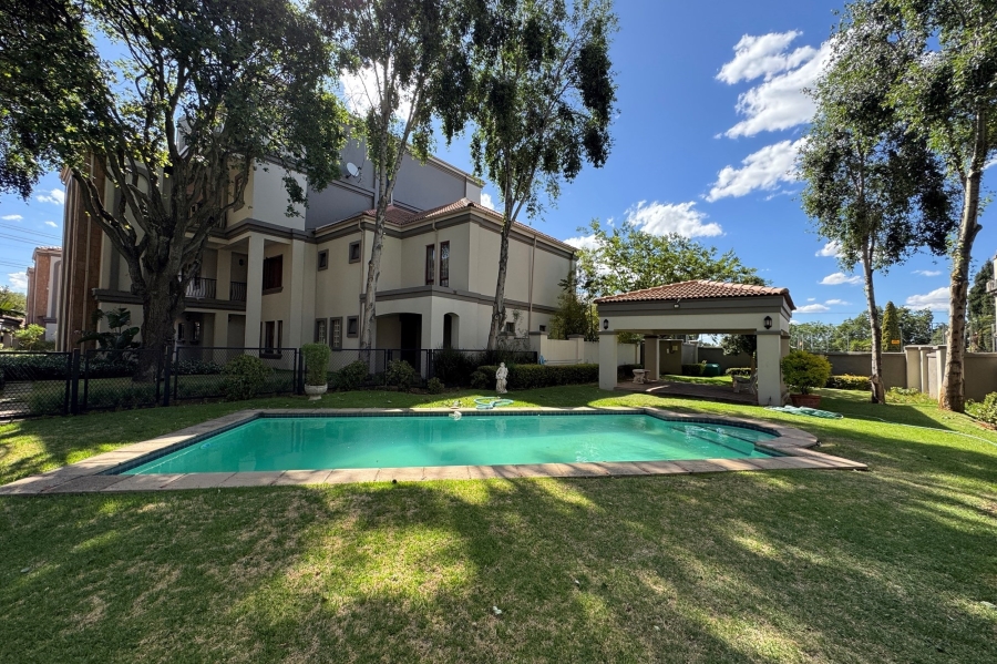 2 Bedroom Property for Sale in Morningside Gauteng