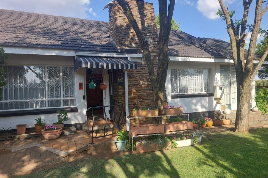 3 Bedroom Property for Sale in Parkdene Gauteng