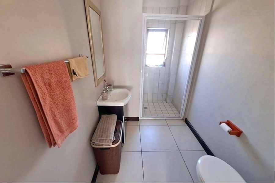 3 Bedroom Property for Sale in Rooihuiskraal North Gauteng