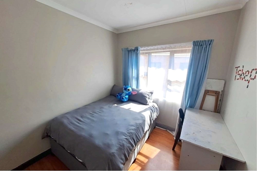 3 Bedroom Property for Sale in Rooihuiskraal North Gauteng