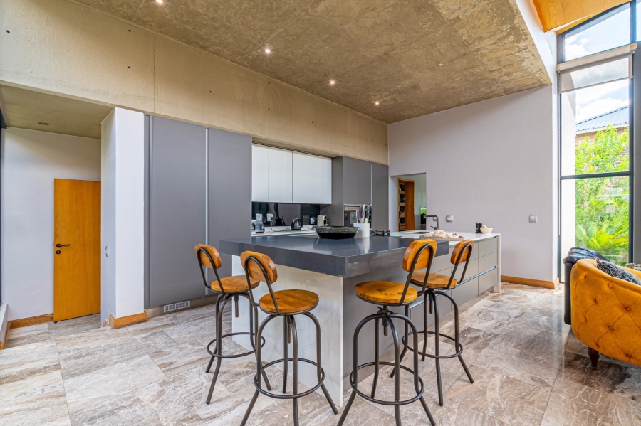 4 Bedroom Property for Sale in Waterfall Country Estate Gauteng