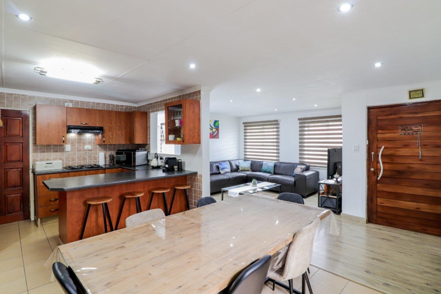 3 Bedroom Property for Sale in Lenasia Ext 13 Gauteng