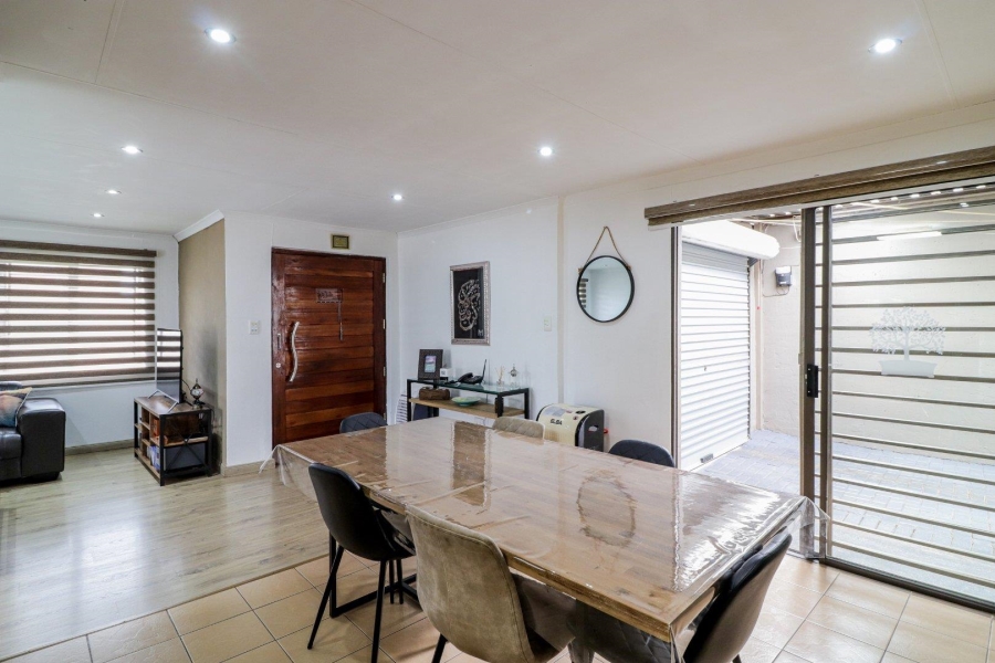 3 Bedroom Property for Sale in Lenasia Ext 13 Gauteng