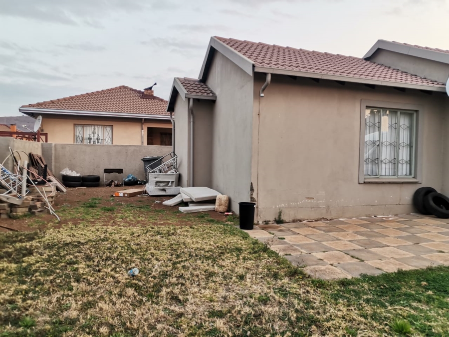 To Let 3 Bedroom Property for Rent in Kirkney Gauteng