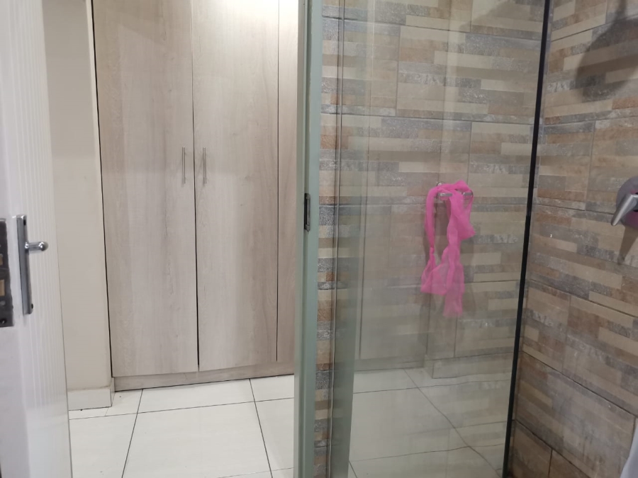 To Let 3 Bedroom Property for Rent in Kirkney Gauteng
