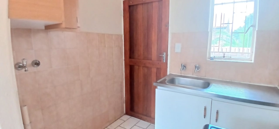 2 Bedroom Property for Sale in Greenhills Gauteng