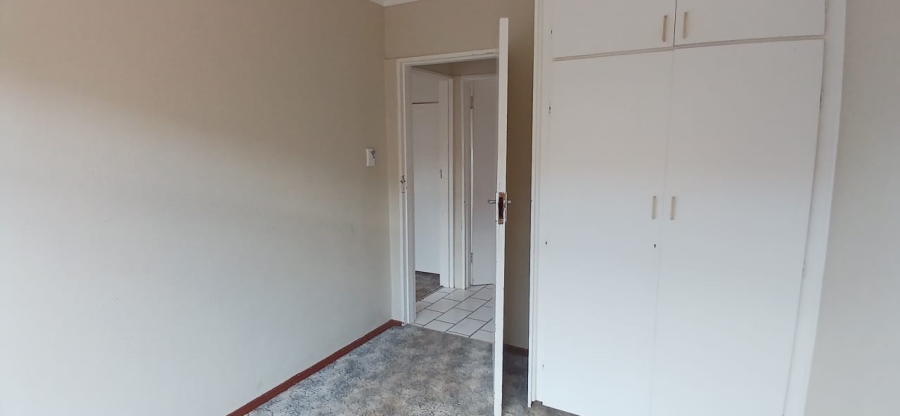 2 Bedroom Property for Sale in Greenhills Gauteng