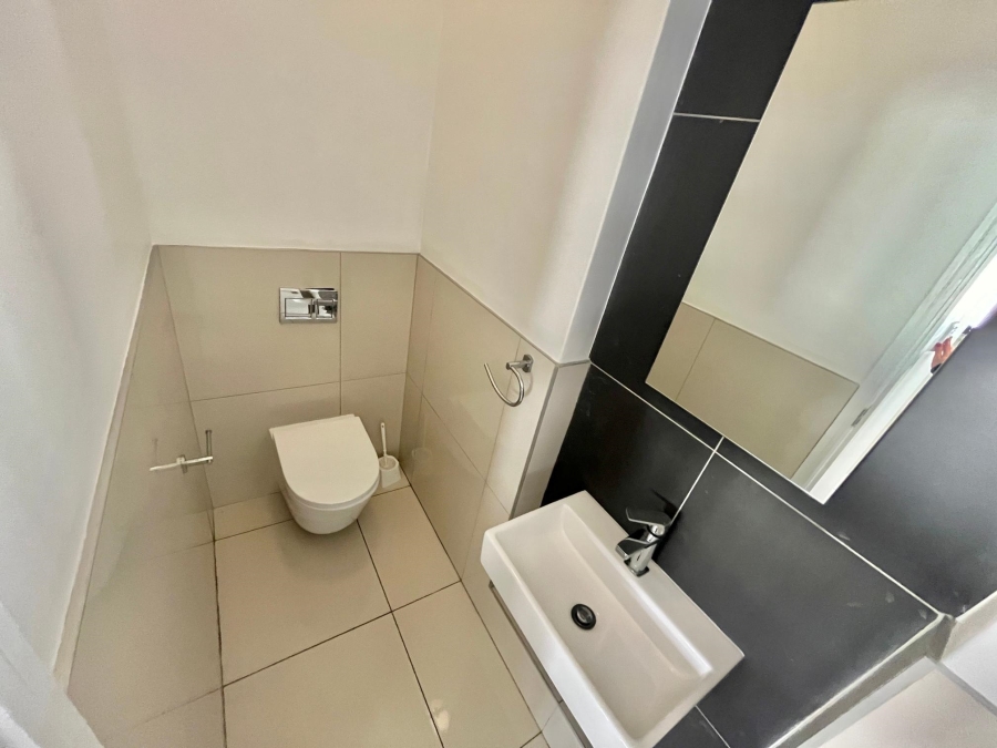 3 Bedroom Property for Sale in Lonehill Gauteng