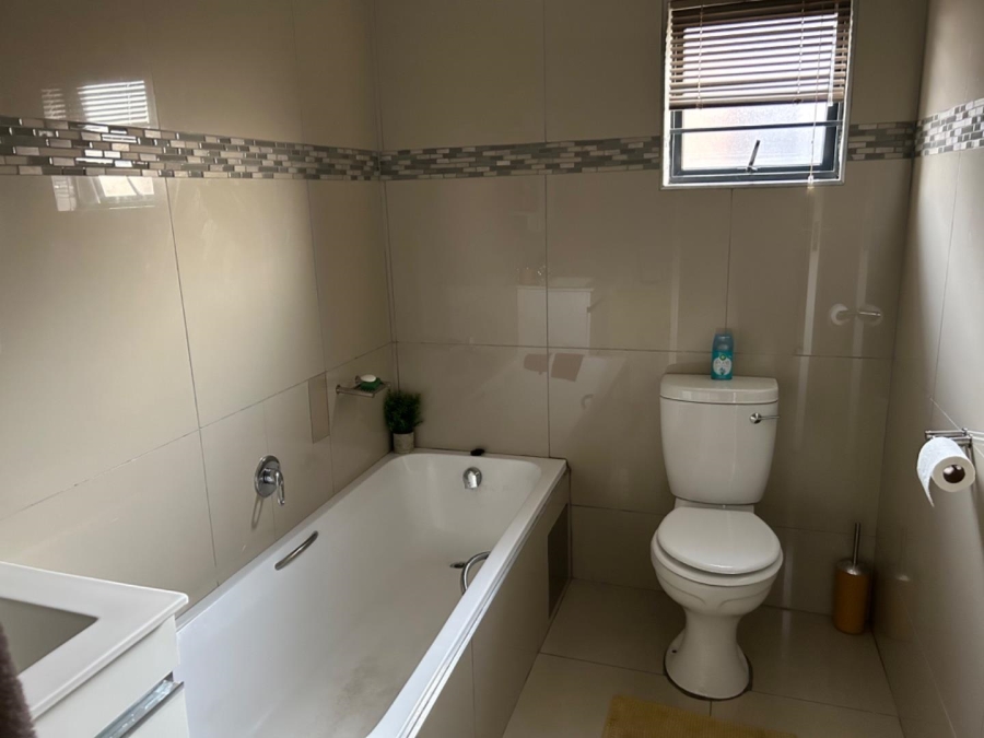To Let 2 Bedroom Property for Rent in Mindalore Gauteng