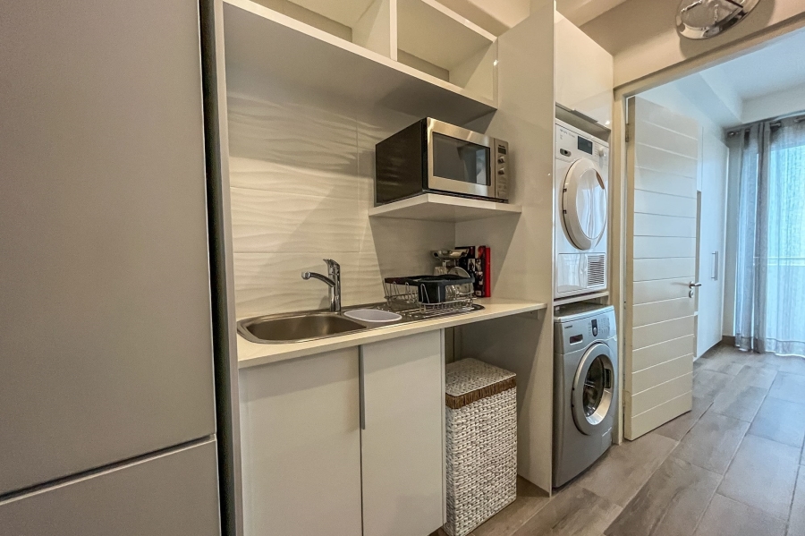 1 Bedroom Property for Sale in Menlyn Gauteng