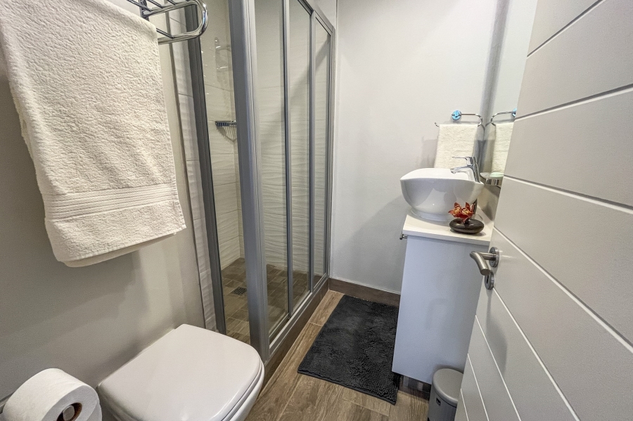 1 Bedroom Property for Sale in Menlyn Gauteng