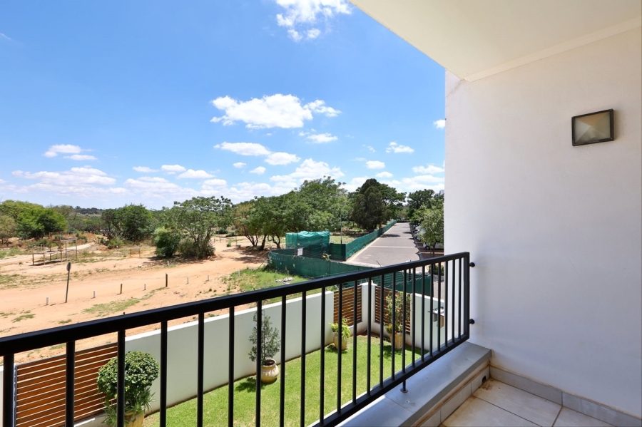 2 Bedroom Property for Sale in Crowthorne AH Gauteng