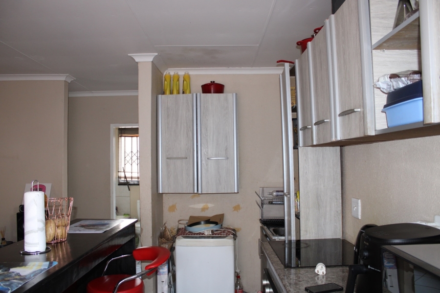 To Let 3 Bedroom Property for Rent in The Orchards Gauteng