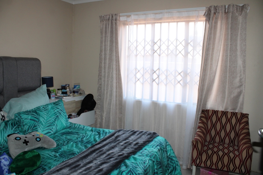 To Let 3 Bedroom Property for Rent in The Orchards Gauteng