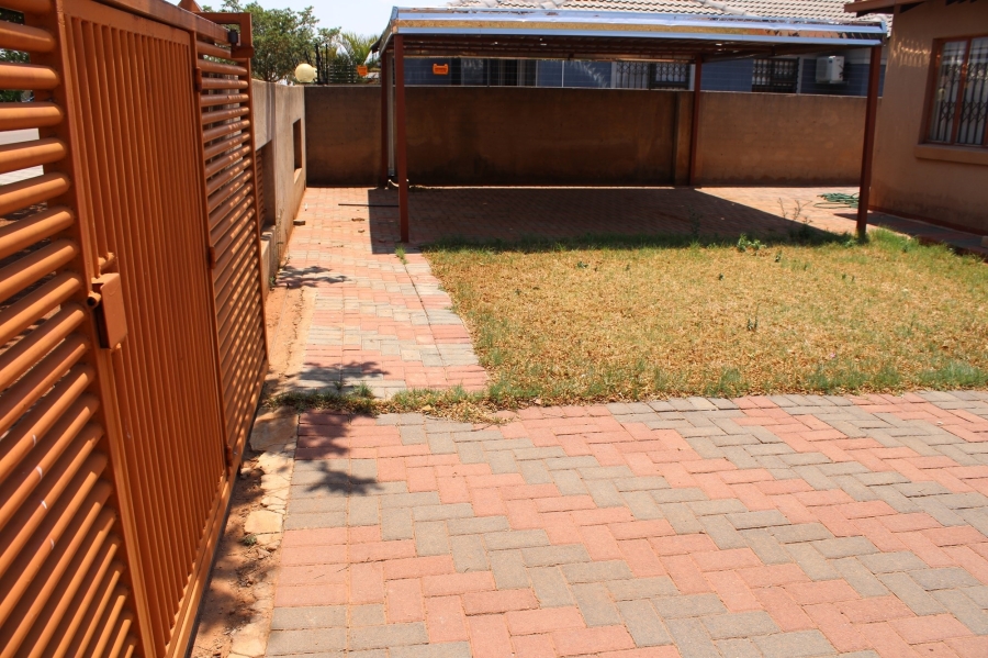 To Let 3 Bedroom Property for Rent in The Orchards Gauteng