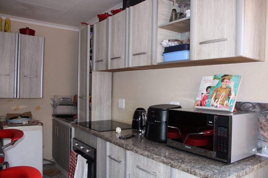 To Let 3 Bedroom Property for Rent in The Orchards Gauteng