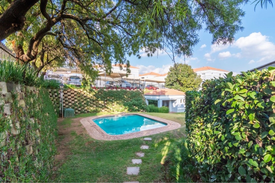 2 Bedroom Property for Sale in Northcliff Gauteng