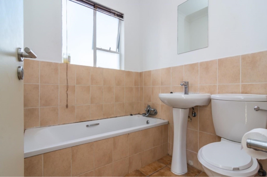 2 Bedroom Property for Sale in Northcliff Gauteng