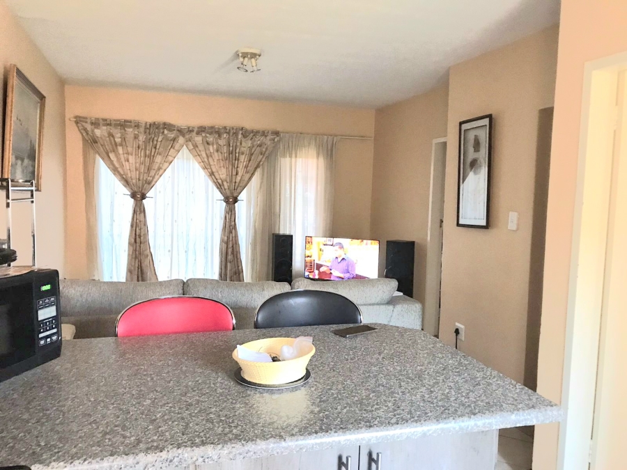 2 Bedroom Property for Sale in Amandasig Gauteng