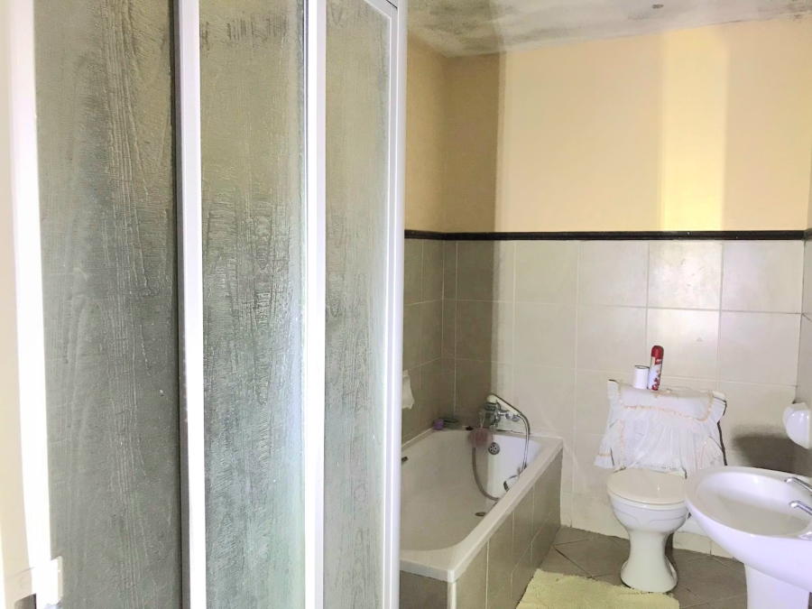 2 Bedroom Property for Sale in Amandasig Gauteng