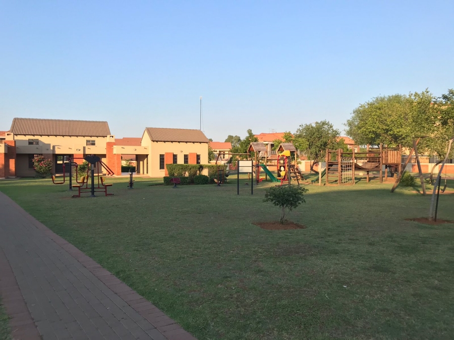 2 Bedroom Property for Sale in Amandasig Gauteng