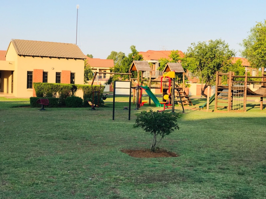 2 Bedroom Property for Sale in Amandasig Gauteng