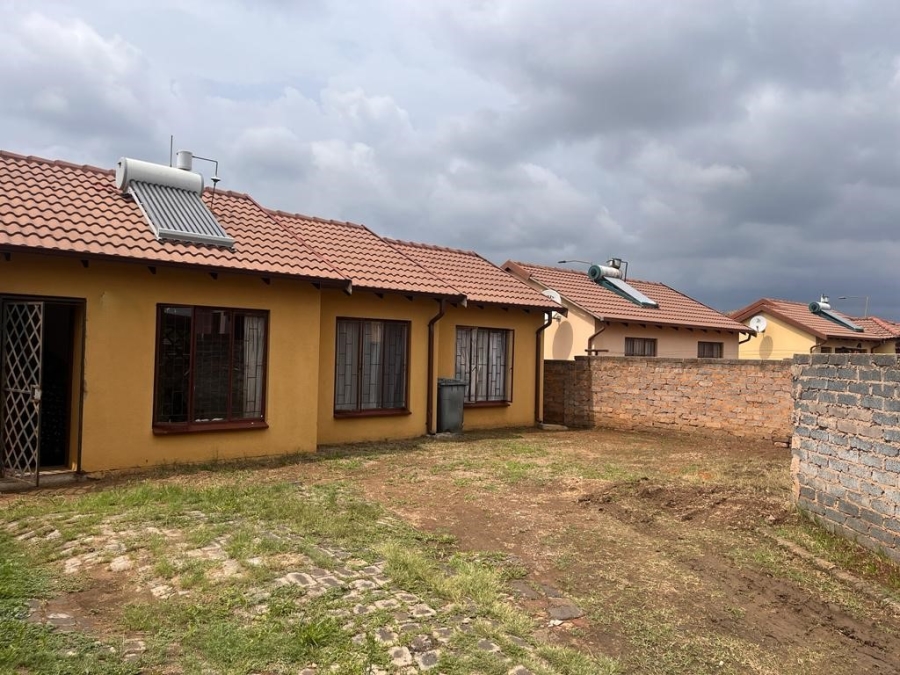 To Let 3 Bedroom Property for Rent in Elandspoort Gauteng