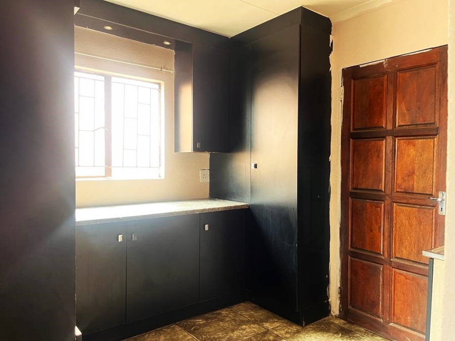 To Let 3 Bedroom Property for Rent in Elandspoort Gauteng