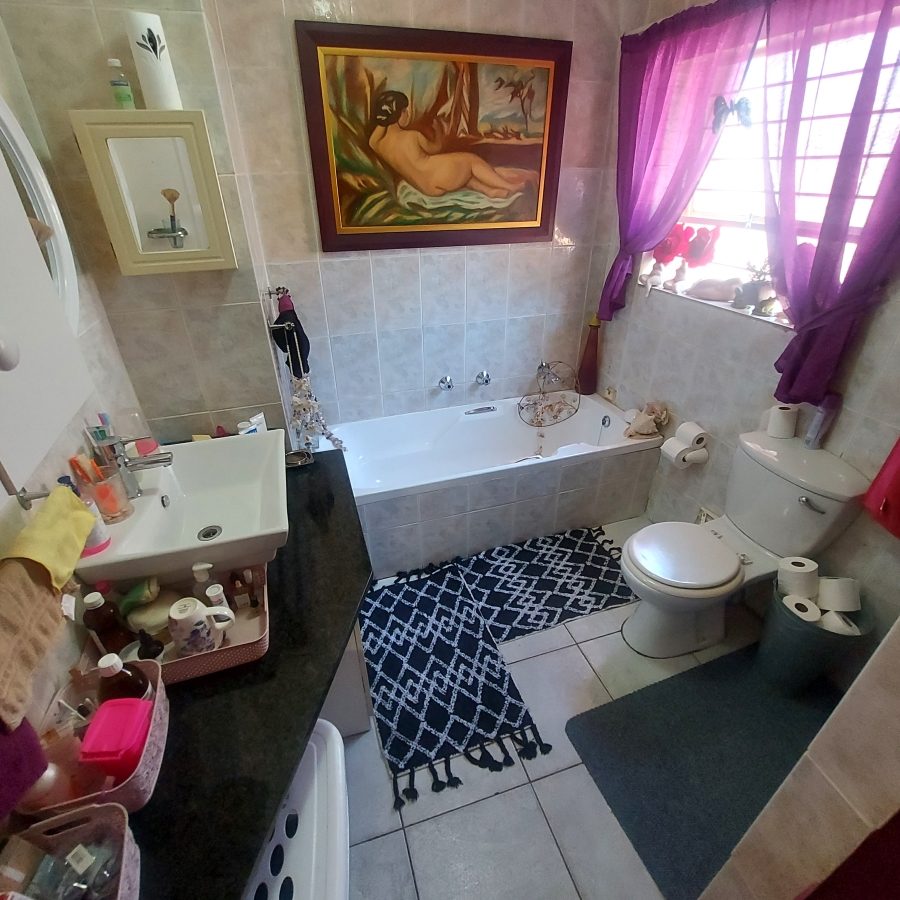 3 Bedroom Property for Sale in Moreleta Park Gauteng