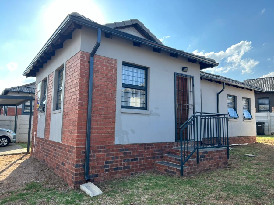 3 Bedroom Property for Sale in Mindalore Gauteng