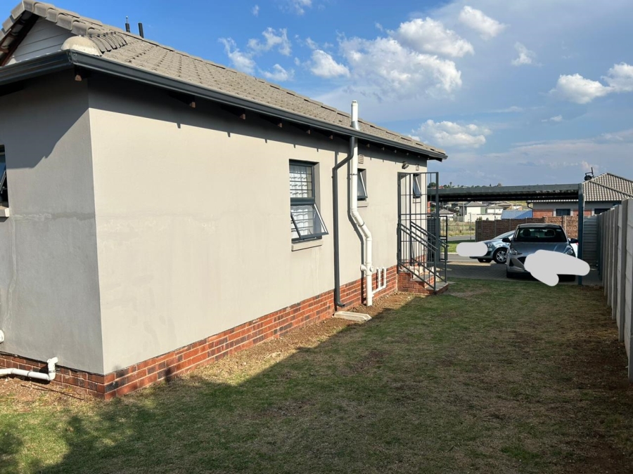 3 Bedroom Property for Sale in Mindalore Gauteng
