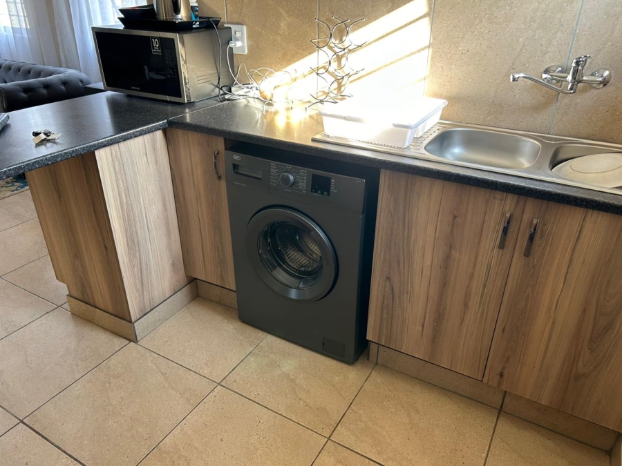 3 Bedroom Property for Sale in Mindalore Gauteng