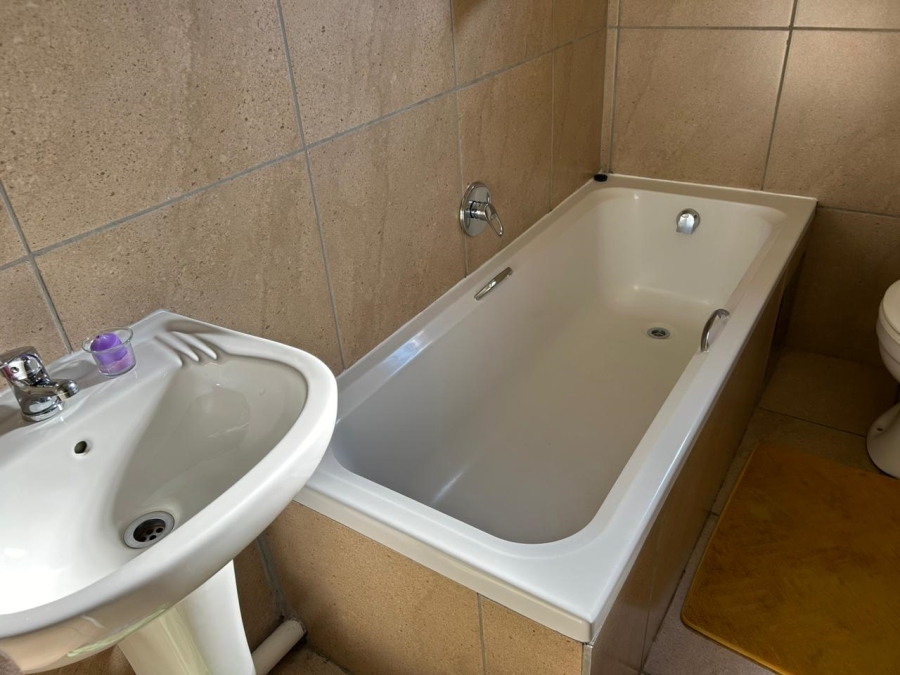 3 Bedroom Property for Sale in Mindalore Gauteng