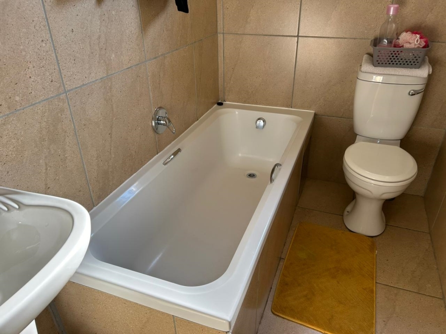 3 Bedroom Property for Sale in Mindalore Gauteng